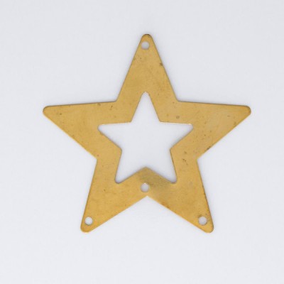 Detalhes do produto Estrela vazada 35,50mmx37,49mm
